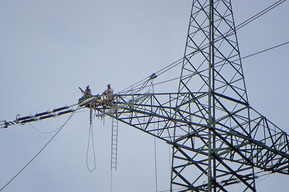 KTH research focused on the electricity networks of tomorrow will lead to major reductions in carbon emissions, and help to create further export opportunities. (Photo: Holger Ellgaard)