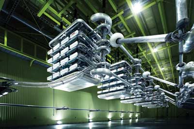UHVDC valve hall in converter station